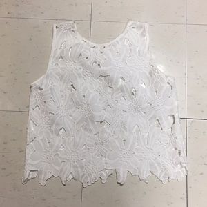 White Flower Cut Put Cropped Tank Top